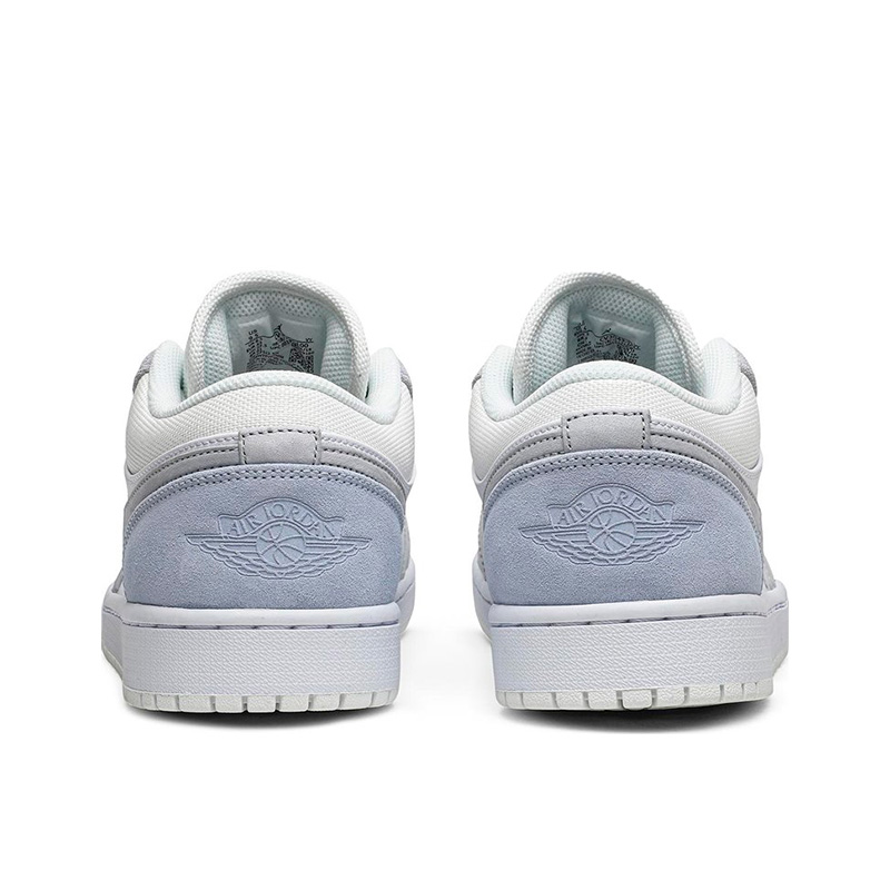 Jordan 1 Low Paris CV3043-100
