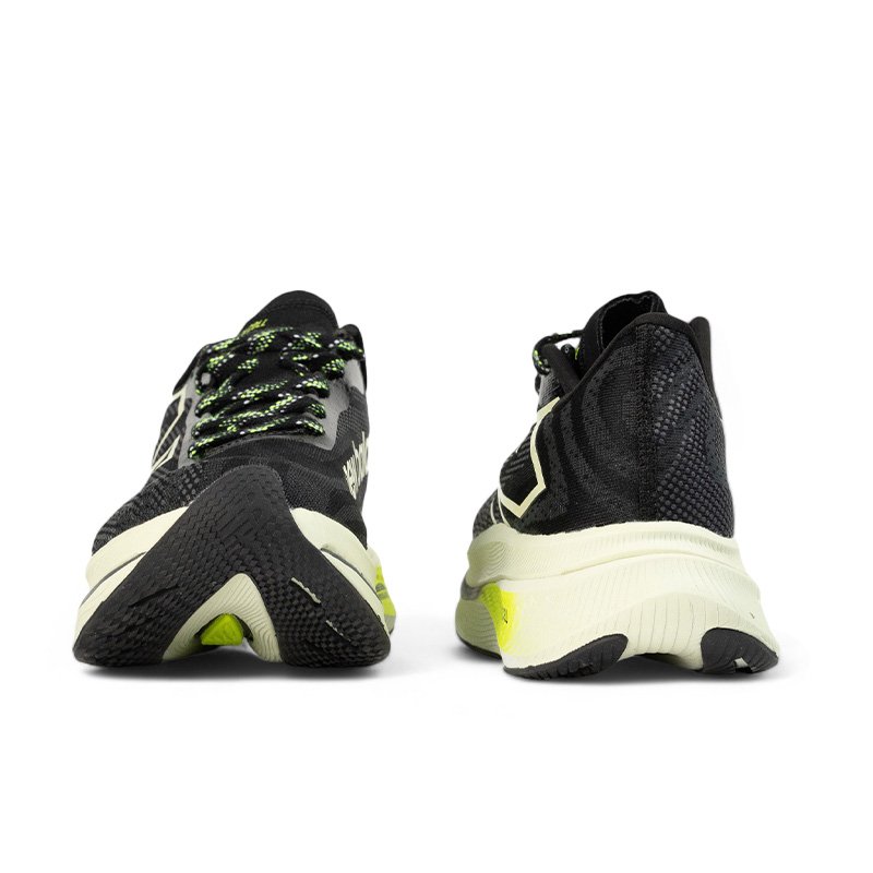 New Balance FuelCell SuperComp Trainer V2 Black Beige Yellow