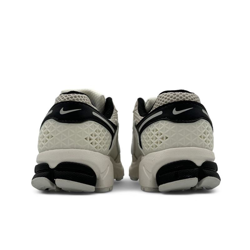 Nike Zoom Vomero 5 Supersonic FN7649-110