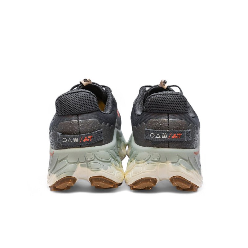 New Balance Fresh Foam Grey Orange