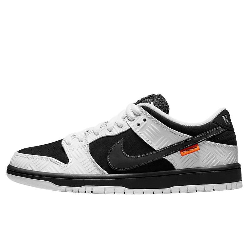Nike SB Dunk Low x TIGHTBOOTH FD2629-100