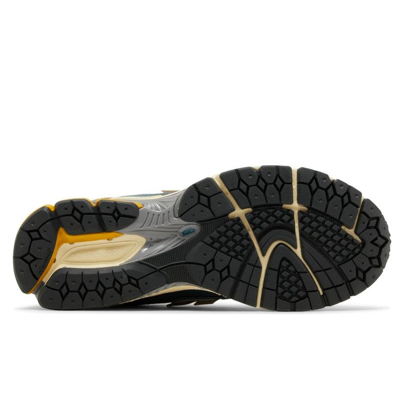 New Balance 1906R New Spruce M1906RRC