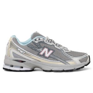 New Balance 740 Silver