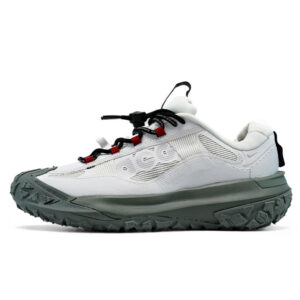 Nike ACG Mountain Fly 2 Low Gore Tex White Grey