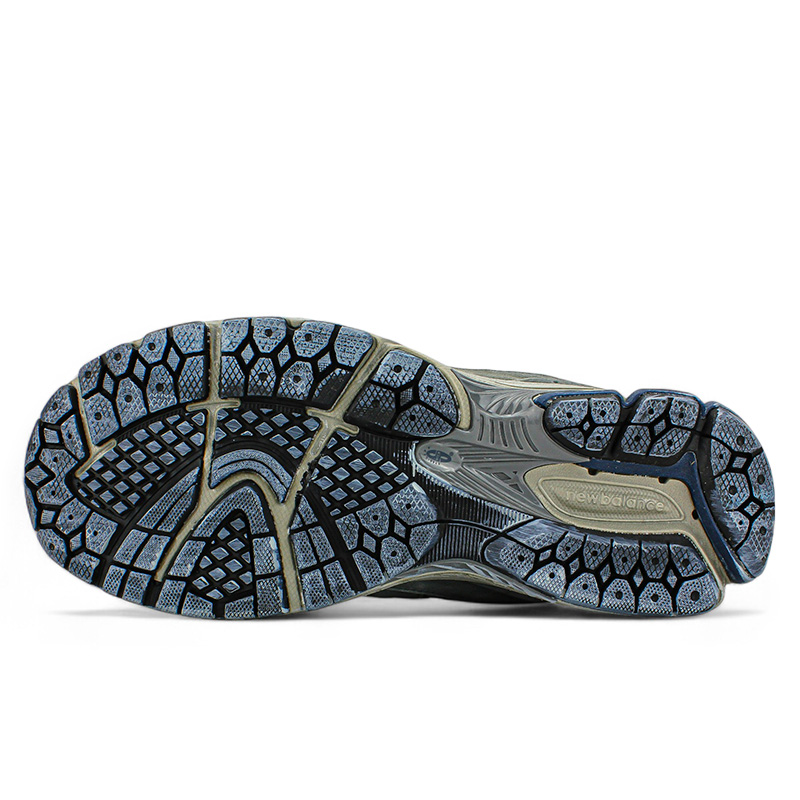 New Balance 2002R Grey Gore-Tex Magnet Mood Indigo M2002RXA