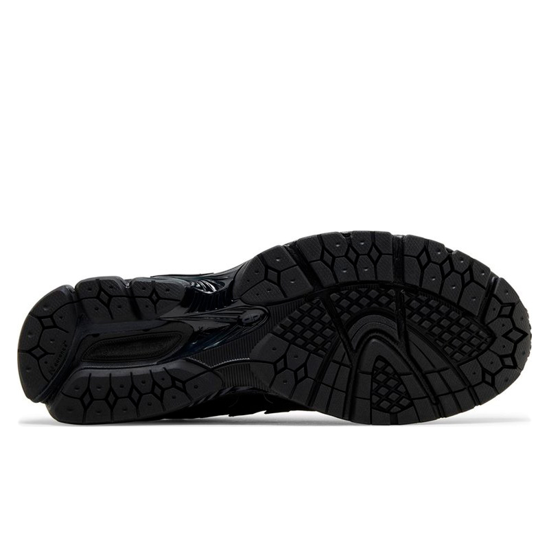 New Balance 1906U Triple Black M1906NJ