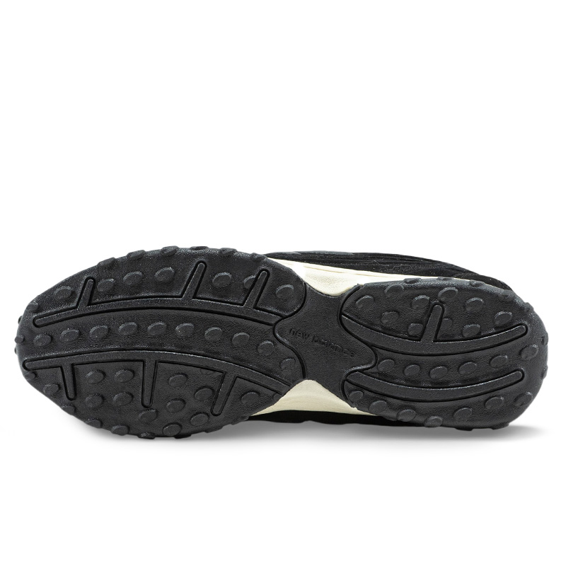 New Balance 204L Black Beige