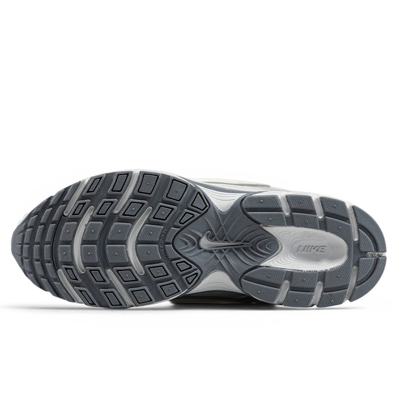 Nike V5 RNR White Silver