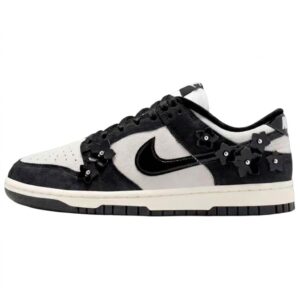 Nike Dunk Low SE Florette Black