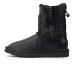 UGG Classic Short Zip Leather Black