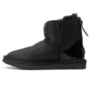 UGG Classic Mini Zip II Black