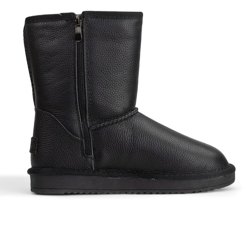 UGG Classic Short Leather Zip Black