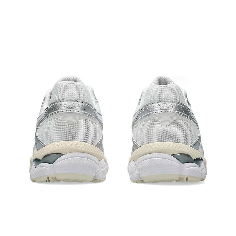 Asics Gel Cumulus 16 White 1203A733-102