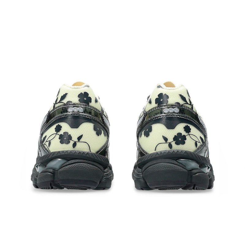 Asics Gel Cumulus 16 x Cecilie Bahnsen Ivory Black 1203A762-750