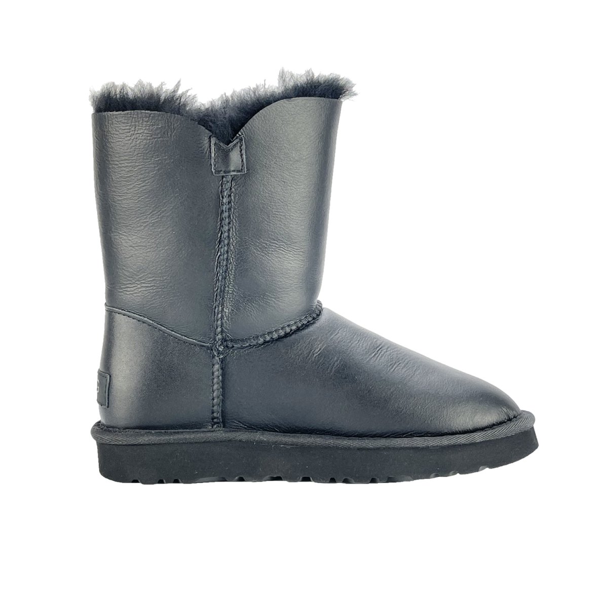 UGG Classic Short Bailey Button Black Bling