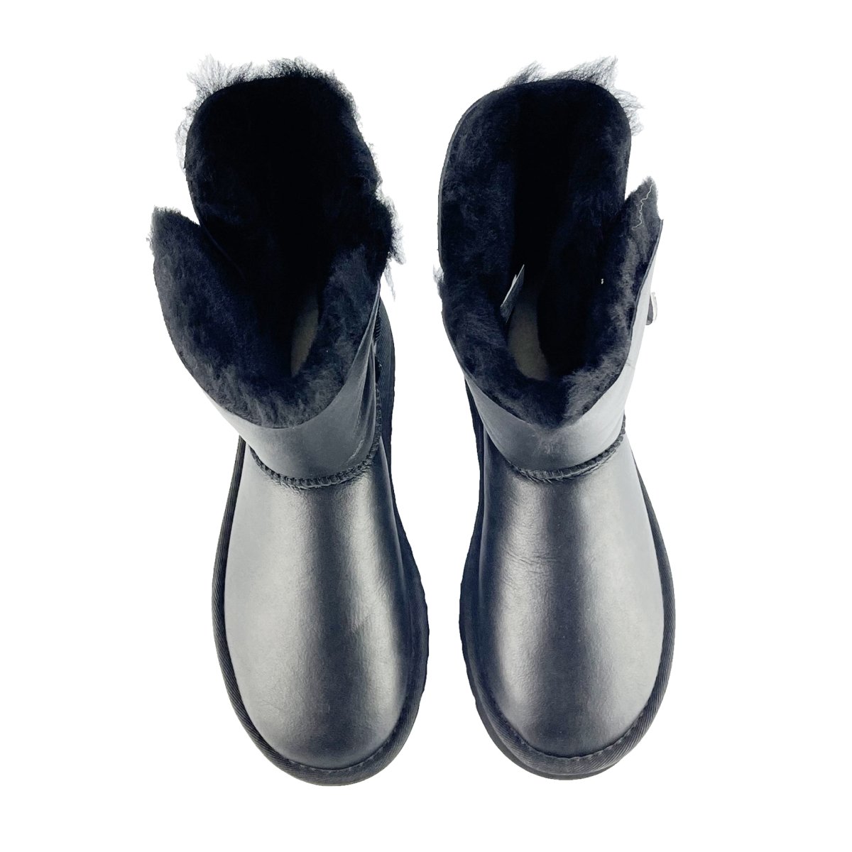 UGG Classic Short Bailey Button Black Bling