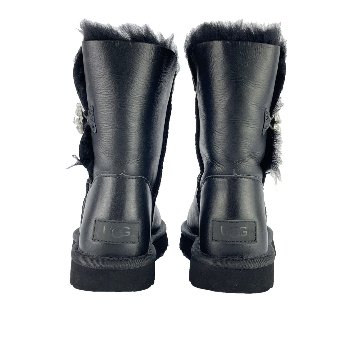 UGG Classic Short Bailey Button Black Bling